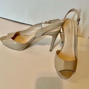 Nine West Women's taupe patent  Peep Toe Heels